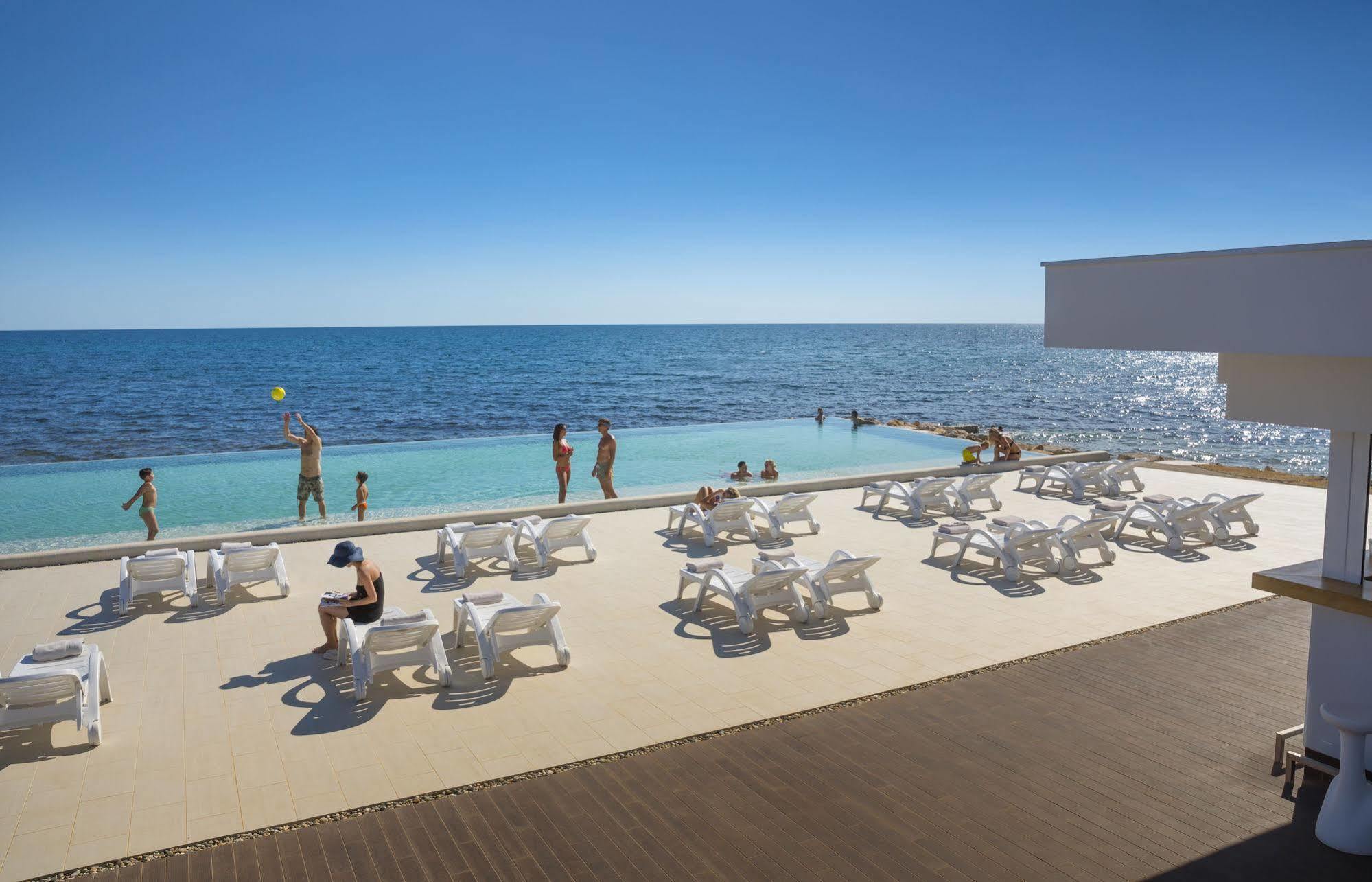 Aminess Sirena - Holiday Homes Classic Novigrad Istria Exterior foto